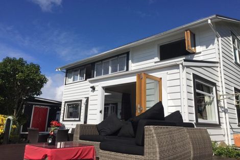 Photo of property in 3 Lucy Road, Bluff Hill, Napier, 4110