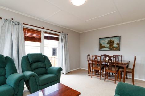 Photo of property in 16 Kingston Street, Awapuni, Palmerston North, 4412
