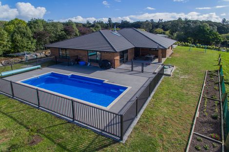 Photo of property in 90 Kara Road, Maungatapere, Whangarei, 0179
