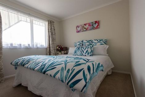 Photo of property in 19 Eric Batchelor Place, Waimate, 7924