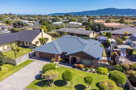 Photo of property in 81 Michael Road, Paraparaumu Beach, Paraparaumu, 5032