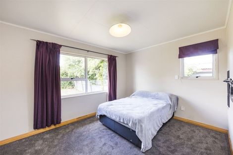 Photo of property in 65 Apollo Parade, Milson, Palmerston North, 4414