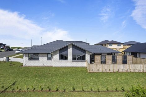 Photo of property in 150 Harriet Johnston Drive, Pokeno, 2402