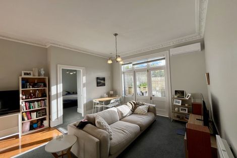 Photo of property in 58 Majoribanks Street, Mount Victoria, Wellington, 6011