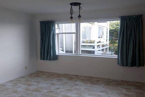 Photo of property in 32 Arapiko Street, Johnsonville, Wellington, 6037