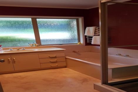 Photo of property in 16 Meadowland Drive, Somerville, Auckland, 2014