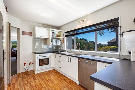 Photo of property in 56 Molyneux Close, Whitby, Porirua, 5024