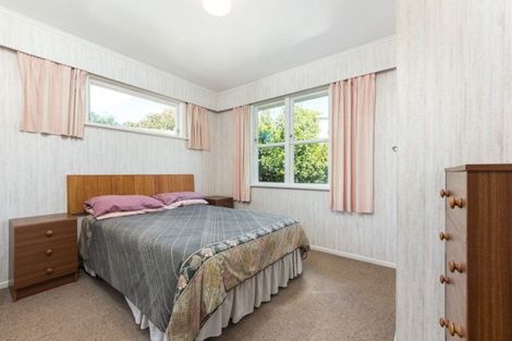 Photo of property in 61 Ennis Avenue, Pakuranga Heights, Auckland, 2010