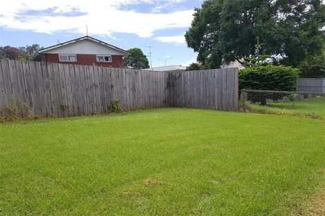 Photo of property in 2/34 Portadown Avenue, Pakuranga Heights, Auckland, 2010