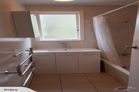 Photo of property in 1/46 Elliott Avenue, Bayview, Auckland, 0629