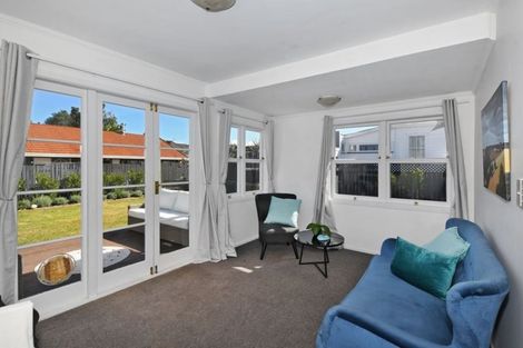 Photo of property in 81 Hatea Drive, Regent, Whangarei, 0112