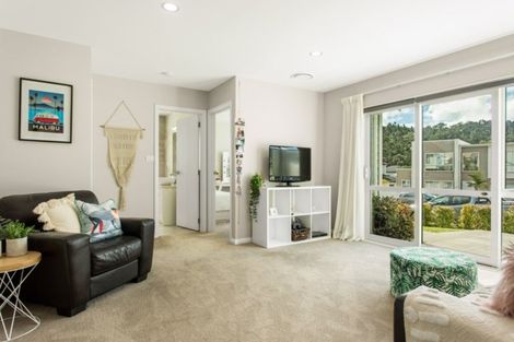 Photo of property in 57 Admirals Court Drive, Greenhithe, Auckland, 0632