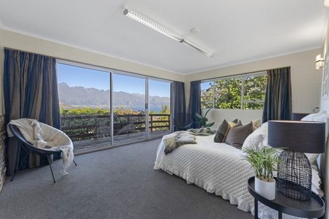 Photo of property in 21b Avalon Crescent, Fernhill, Queenstown, 9300