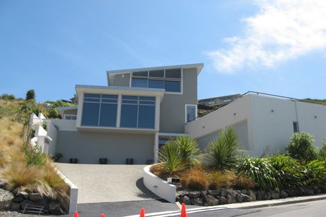 Photo of property in 15 Challenger Lane, Redcliffs, Christchurch, 8081
