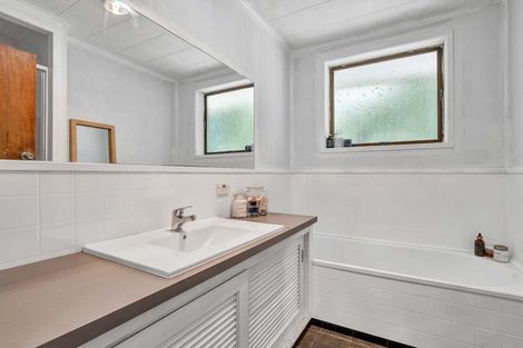 Photo of property in 16a Glasgow Street, Hawera, 4610