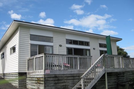 Photo of property in 32a Hillview Road, Waihi Beach, 3611