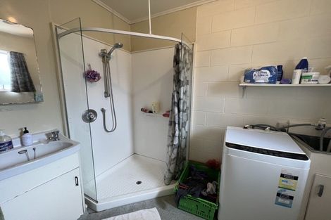 Photo of property in 2/299 Ruahine Street, Terrace End, Palmerston North, 4410