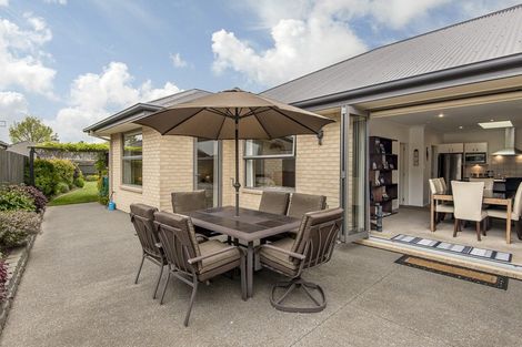 Photo of property in 4 Benjamin Mountfort Close, Hillmorton, Christchurch, 8024