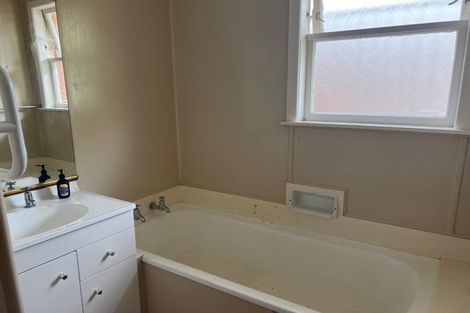 Photo of property in 24 Hall Crescent, Taumarunui, 3920