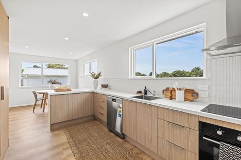 Photo of property in 452a Bower Avenue, Parklands, Christchurch, 8083