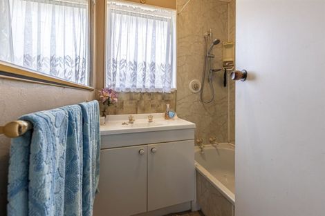 Photo of property in 6 Grant Place, Awapuni, Palmerston North, 4412