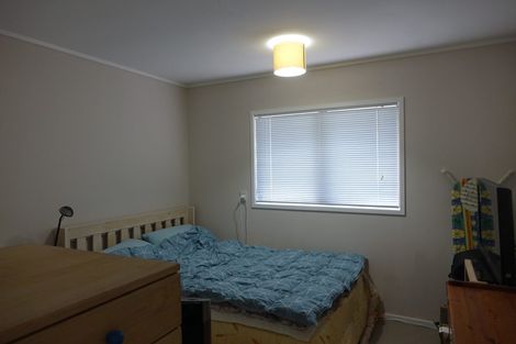 Photo of property in 242a East Coast Road, Forrest Hill, Auckland, 0620