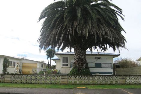 Photo of property in 24 Deal Crescent, Flaxmere, Hastings, 4120