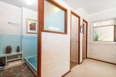 Photo of property in 20 Mountain Road, Morningside, Whangarei, 0110