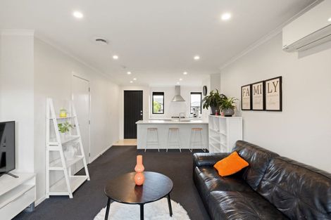 Photo of property in 8 Manawaroa Close, Grandview Heights, Hamilton, 3200