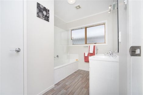 Photo of property in 86 Stanmore Bay Road, Stanmore Bay, Whangaparaoa, 0932