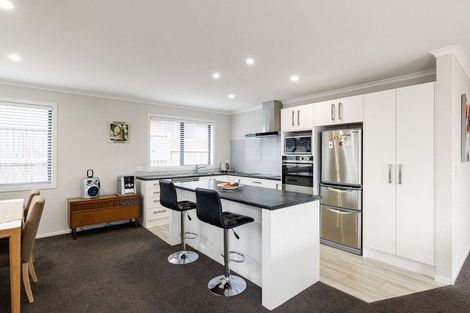 Photo of property in 5 Clifford Close, Leamington, Cambridge, 3432