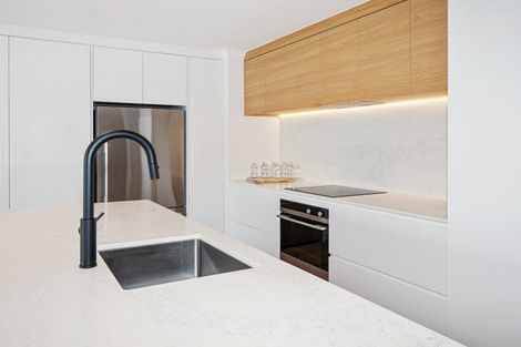 Photo of property in 204/136 Marine Parade, Mount Maunganui, 3116