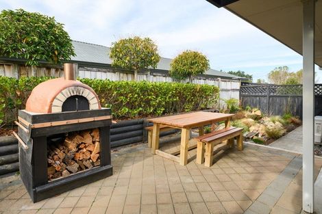 Photo of property in 3 Ursula Drive, Feilding, 4702