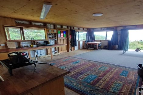 Photo of property in 7116 Kenepuru Road, Raetihi, Picton, 7282