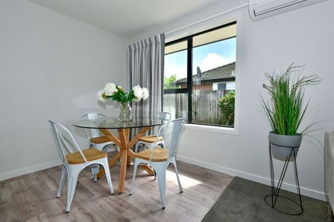 Photo of property in 2/49 Shannon Place, Belfast, Christchurch, 8051