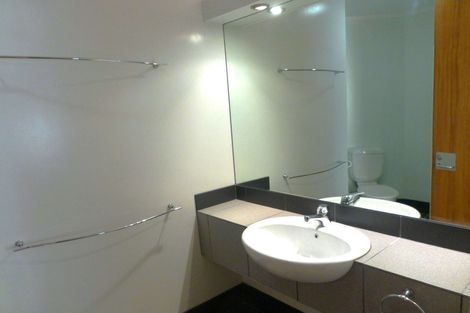 Photo of property in Pirie Street Townhouses, 28/35 Pirie Street, Mount Victoria, Wellington, 6011