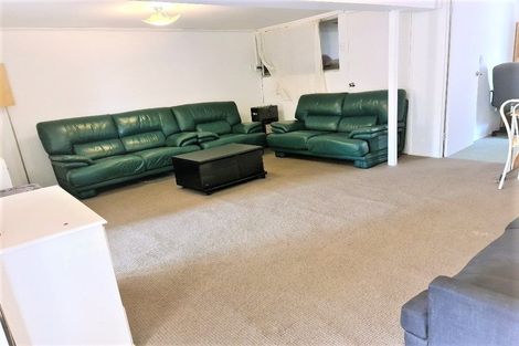 Photo of property in 9 Velma Road, Hillcrest, Auckland, 0627