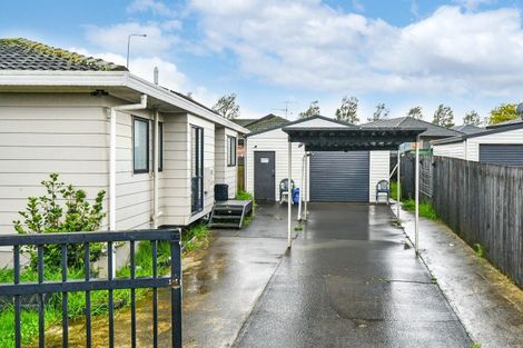 Photo of property in 1/19 Bernina Place, Weymouth, Auckland, 2103