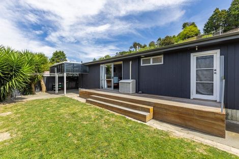 Photo of property in 69 Puketapu Road, Taradale, Napier, 4112