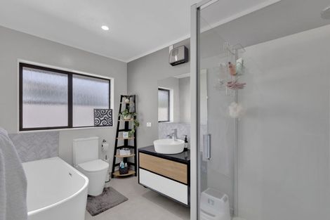 Photo of property in 4 Sharpley Place, Chartwell, Hamilton, 3210