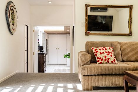 Photo of property in 151 Taupaki Road, Taupaki, Henderson, 0782