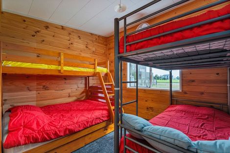 Photo of property in 149 Rangiora Crescent, Matarangi, Whitianga, 3592