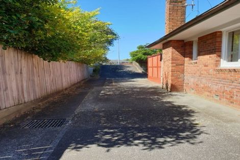 Photo of property in 1/16 Taharoto Road, Takapuna, Auckland, 0622