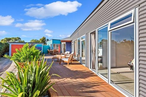 Photo of property in 9 Mahana Road, Paraparaumu Beach, Paraparaumu, 5032