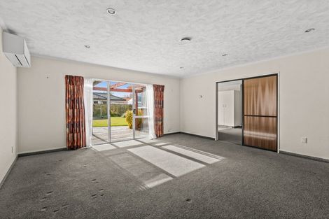 Photo of property in 4 Knightsbridge Place, Taradale, Napier, 4112
