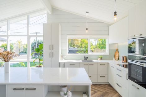 Photo of property in 62 Ngaio Road, Waikanae, 5036