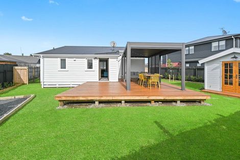 Photo of property in 4 Sunnyside Road, Nawton, Hamilton, 3200