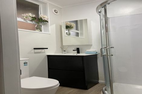 Photo of property in 2/49 Simkin Avenue, St Johns, Auckland, 1072