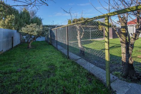 Photo of property in 182 Langdons Road, Northcote, Christchurch, 8052