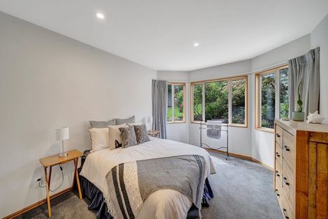 Photo of property in 6 Somerton Rise, Westmorland, Christchurch, 8025